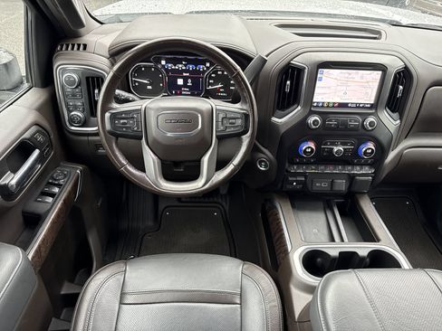 Used 2023 GMC Sierra 2500 Denali w/ Denali Ultimate Package AWD/4WD image 12