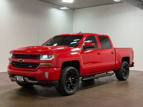 Used 2016 Chevrolet Silverado 1500 LT w/ All Star Edition AWD/4WD image 7