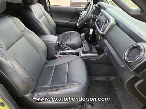 Used 2022 Toyota Tacoma TRD Pro AWD/4WD image 17