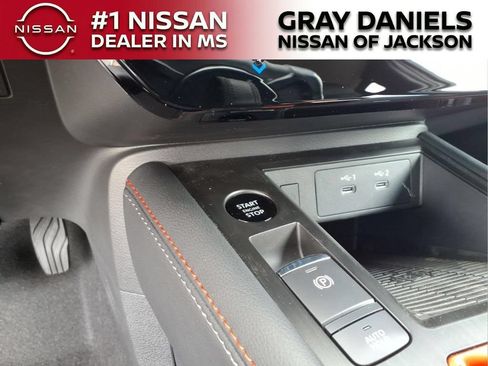 New 2026 Nissan Kicks SR w/ Cold Weather Package FWD image 15