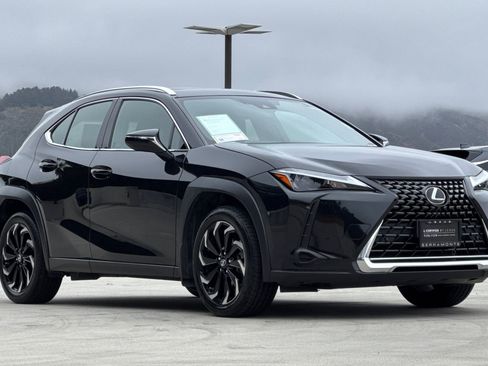 Used 2023 Lexus UX 250h FWD w/ Accessory Package (Z2) image 6