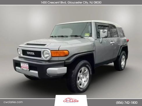 Used 2010 Toyota FJ Cruiser 4WD image 1