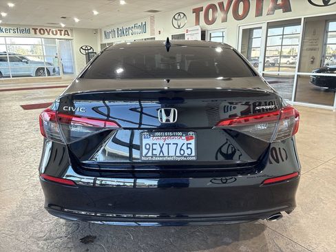 Used 2023 Honda Civic Sport image 9