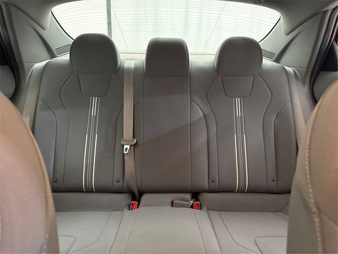 Used 2021 Hyundai Elantra SEL image 26