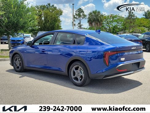 Used 2025 Kia K4 LXS FWD image 5