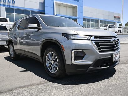 Used 2023 Chevrolet Traverse LT