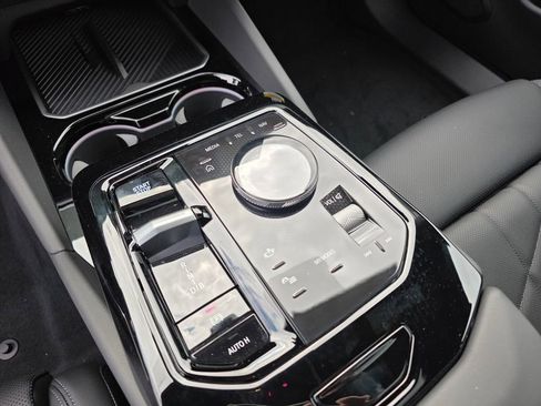 New 2026 BMW i5 eDrive40 w/ Premium Package RWD image 15