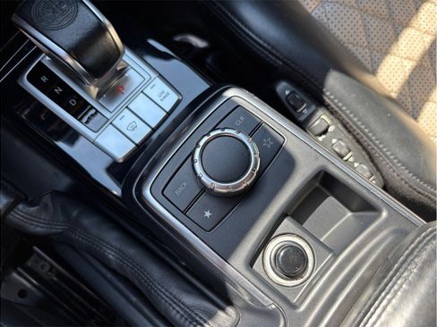 Used 2015 Mercedes-Benz G 63 AMG 4MATIC w/ PA6 Package image 32