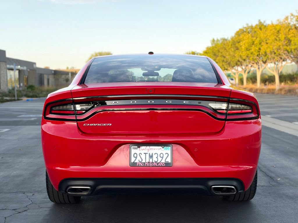 Used 2022 Dodge Charger SXT RWD image 4