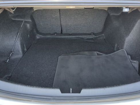 Used 2024 Chevrolet Malibu LT FWD image 12