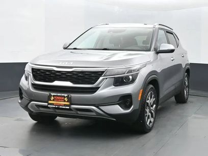 Used 2022 Kia Seltos EX