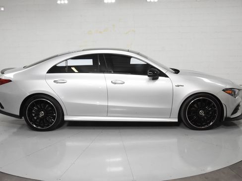 Used 2023 Mercedes-Benz CLA 250 4MATIC image 5