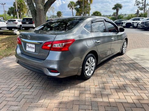 Used 2017 Nissan Sentra S FWD image 5