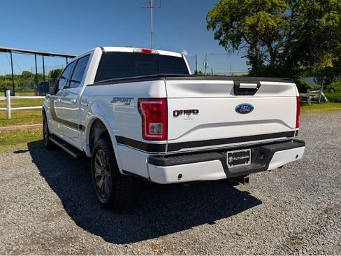 Used 2017 Ford F150 XLT w/ Equipment Group 302A Luxury AWD/4WD image 8