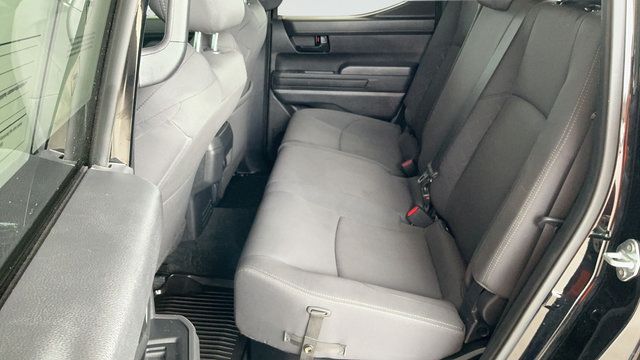 Used 2024 Toyota Tacoma SR5 AWD/4WD image 21