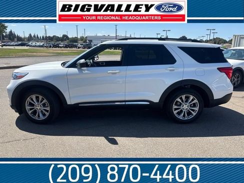 Certified 2023 Ford Explorer XLT w/ Equipment Group 202A AWD/4WD image 1