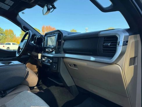 Used 2022 Ford F150 XLT w/ Equipment Group 301A Mid AWD/4WD image 43