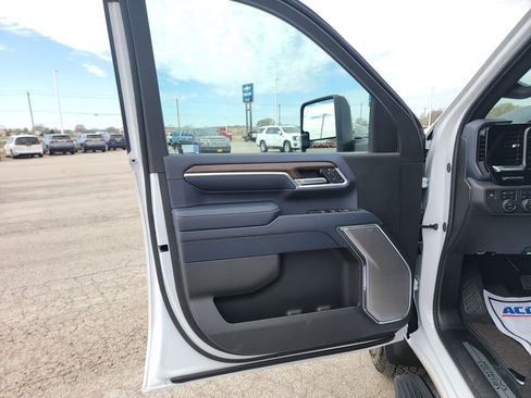 New 2025 Chevrolet Silverado 2500 High Country w/ Technology Package image 24