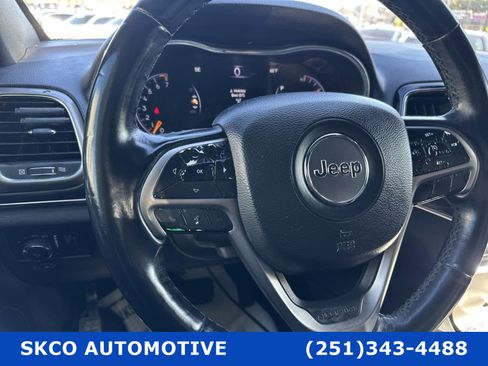 Used 2020 Jeep Grand Cherokee Limited w/ Luxury Group II image 19