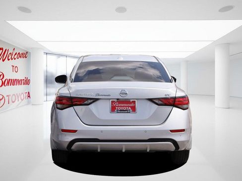 Used 2020 Nissan Sentra SV FWD image 6
