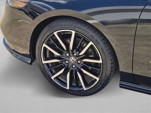 Used 2024 Honda Accord Touring image 24