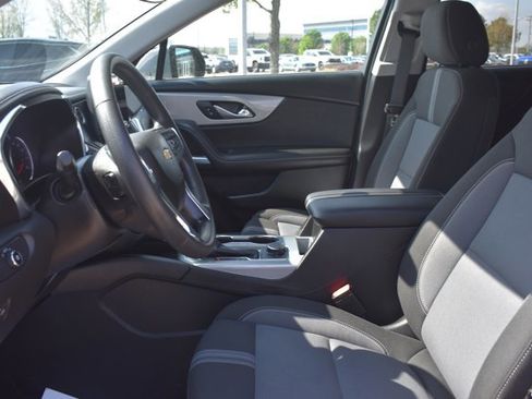 Used 2025 Chevrolet Blazer LT FWD image 14