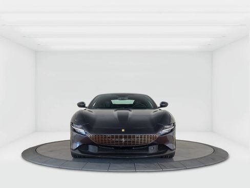 Certified 2021 Ferrari Roma image 8