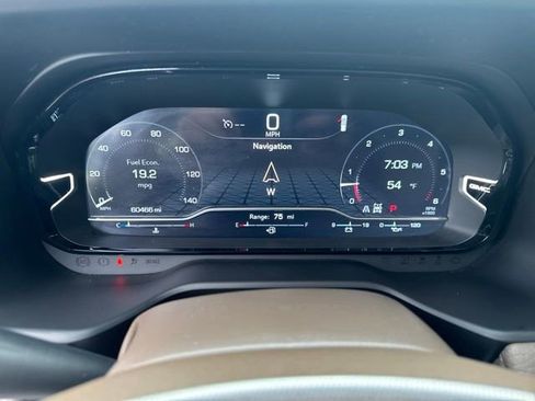 Used 2024 GMC Yukon Denali AWD/4WD image 11