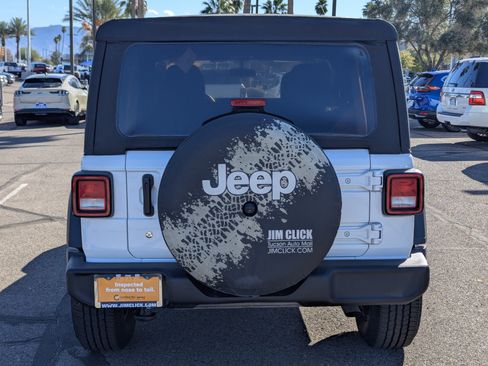 Used 2022 Jeep Wrangler Unlimited Sport image 3