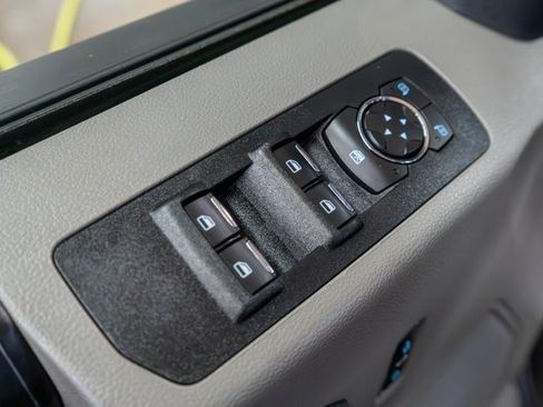 Used 2019 Ford F150 XL w/ Equipment Group 101A Mid image 18