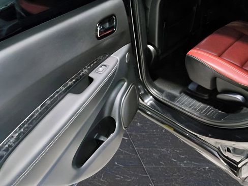 Used 2023 Dodge Durango SRT AWD/4WD image 37