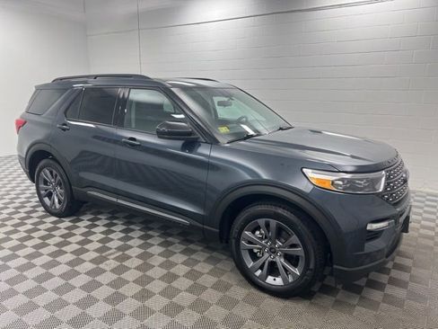 Used 2024 Ford Explorer XLT w/ Equipment Group 202A image 4