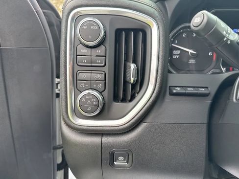 Used 2020 GMC Sierra 1500 AT4 w/ AT4 Premium Package AWD/4WD image 19