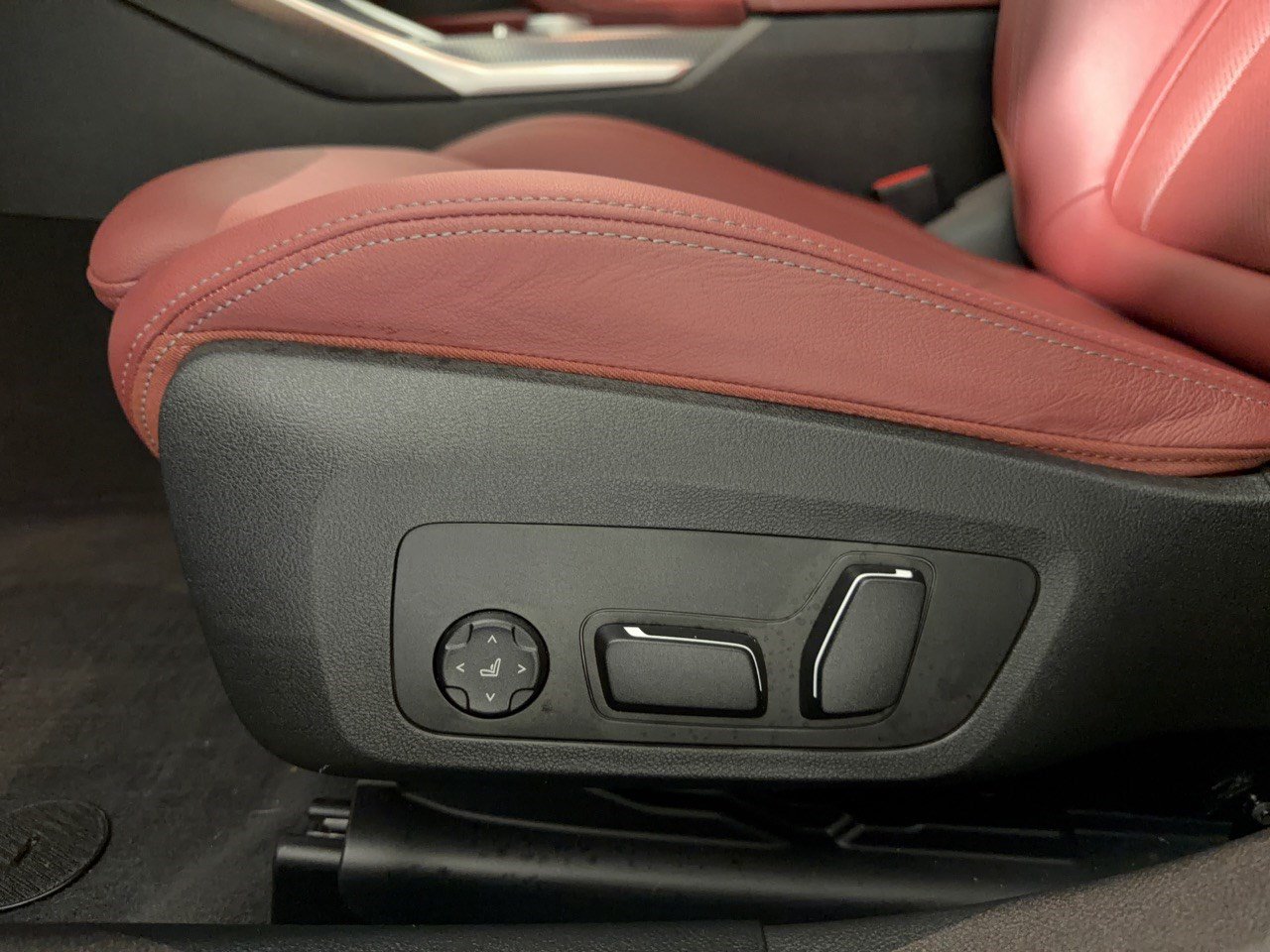 Certified 2025 BMW 430i w/ Premium Package RWD image 16
