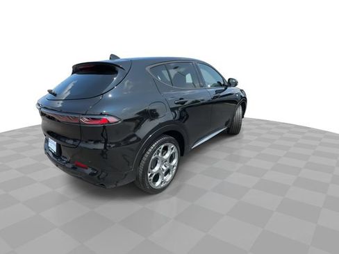 Used 2024 Alfa Romeo Tonale Ti AWD/4WD image 8