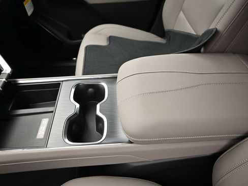 New 2026 GMC Acadia Elevation w/ Black Edition AWD/4WD image 13