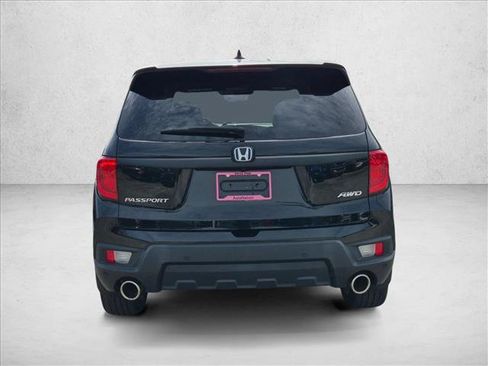 Used 2023 Honda Passport EX-L image 6
