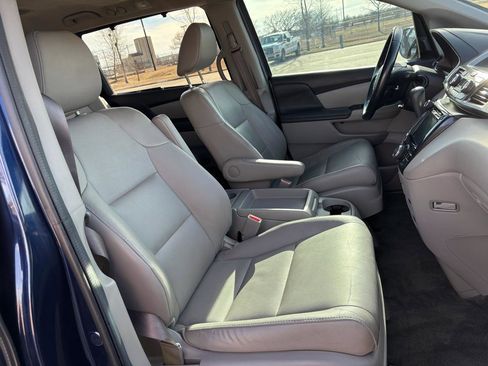 Used 2014 Honda Odyssey Touring image 8