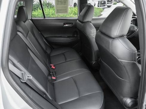 Used 2023 Toyota Corolla Cross XLE w/ Convenience Package FWD image 37