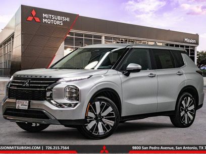 New 2025 Mitsubishi Outlander SE