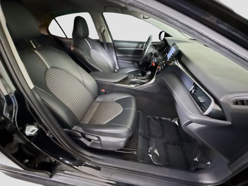 Used 2022 Toyota Camry SE w/ Carpet Mat Package (TMS) FWD image 28