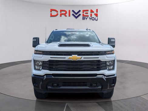 New 2026 Chevrolet Silverado 2500 Custom w/ Custom Value Package AWD/4WD image 8