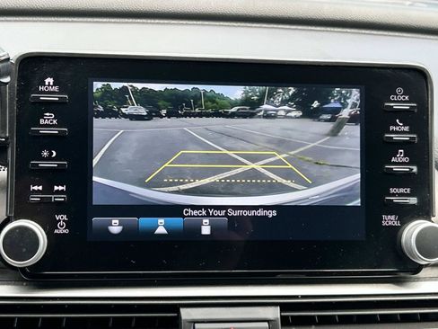 Used 2022 Honda Accord Sport image 26