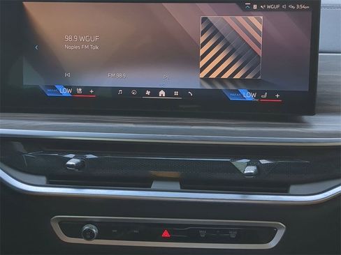 Certified 2024 BMW X5 sDrive40i w/ Premium Package image 19