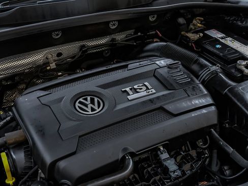 Used 2019 Volkswagen Golf R 4-Door AWD/4WD image 68