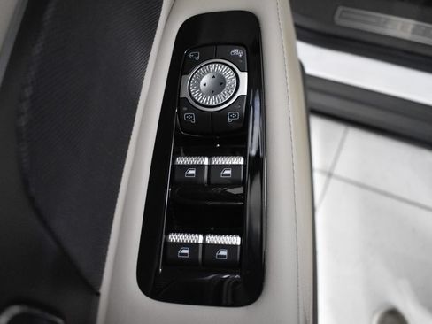 Used 2025 Lincoln Nautilus Premier AWD/4WD image 14