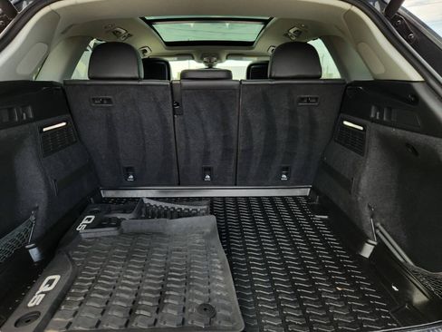 Used 2018 Audi Q5 Prestige w/ Prestige Package AWD/4WD image 12