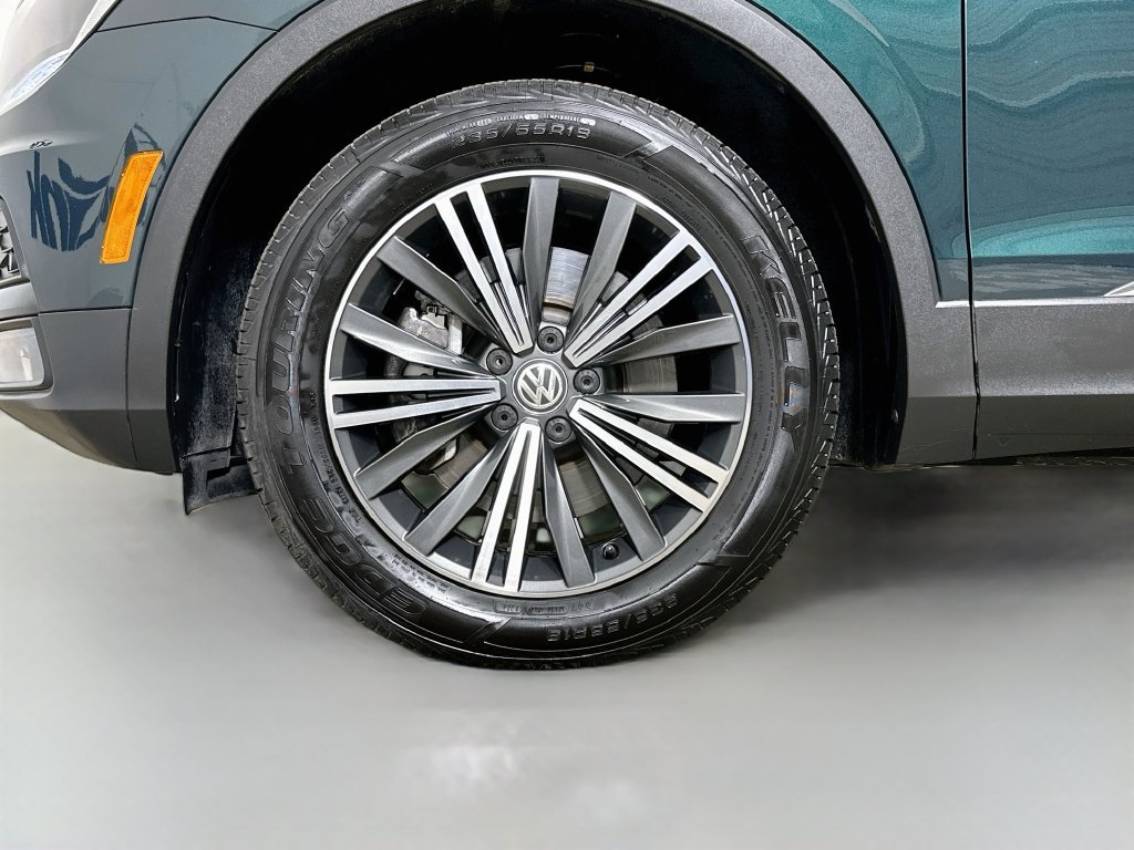 Used 2019 Volkswagen Tiguan SEL FWD image 40
