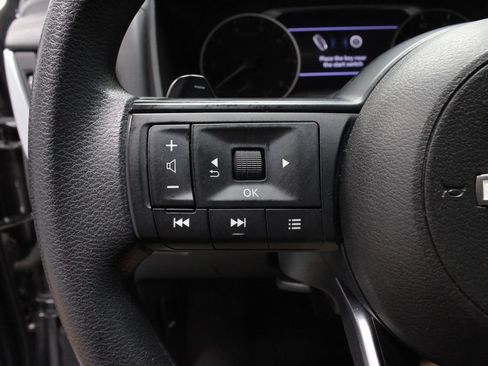 Certified 2024 Nissan Rogue SV AWD/4WD image 26