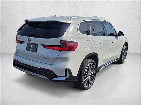 New 2026 BMW X1 xDrive28i image 2